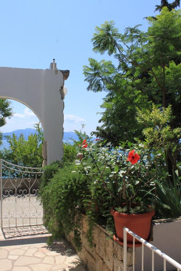 Apartments By The Sea Brist, Makarska - 505 Podaca Ngoại thất bức ảnh