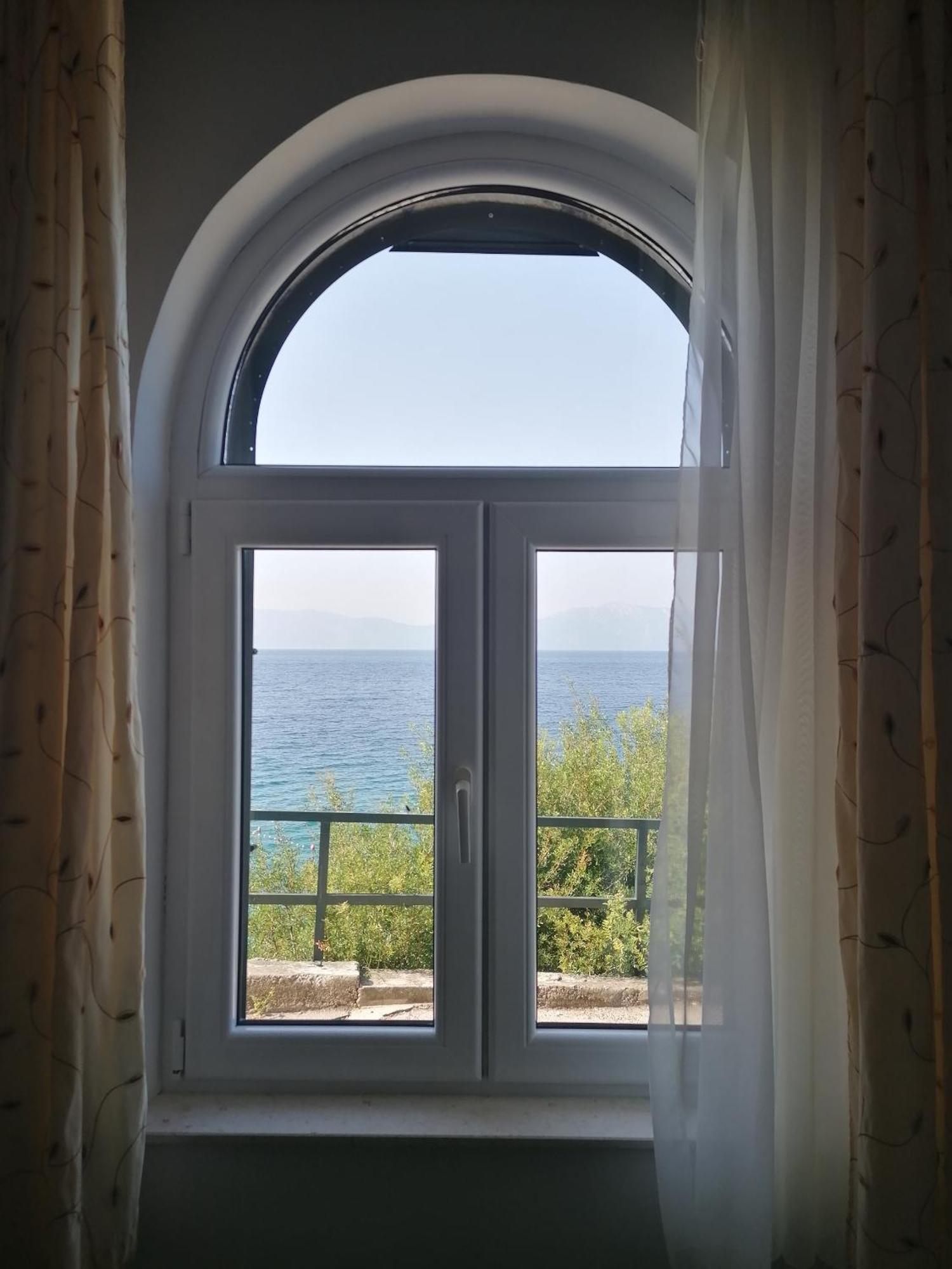 Apartments By The Sea Brist, Makarska - 505 Podaca Phòng bức ảnh